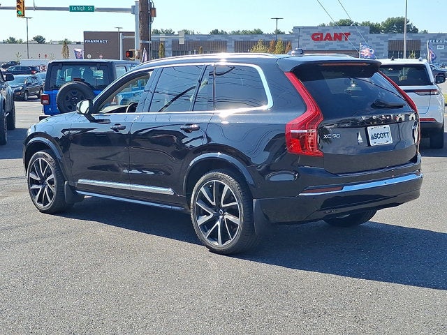 2024 Volvo XC90 Ultimate Bright Theme