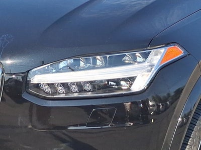 2024 Volvo XC90 Ultimate Bright Theme