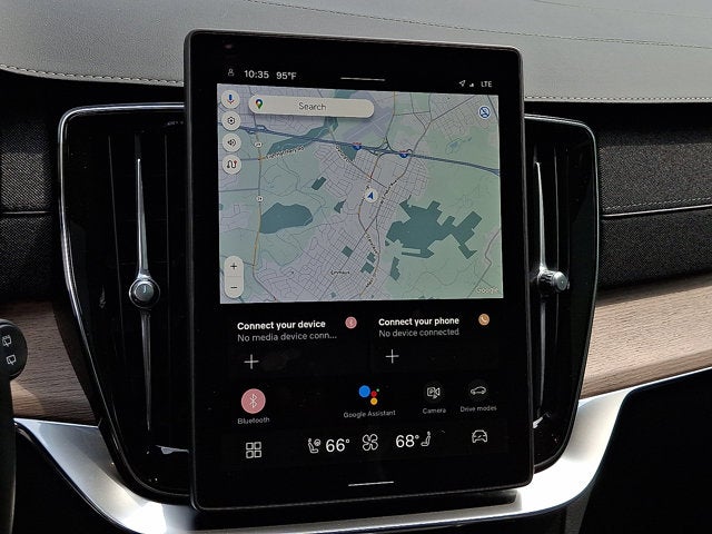 2025 Volvo XC90 Plus