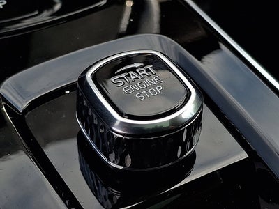 2025 Volvo XC90 Plus