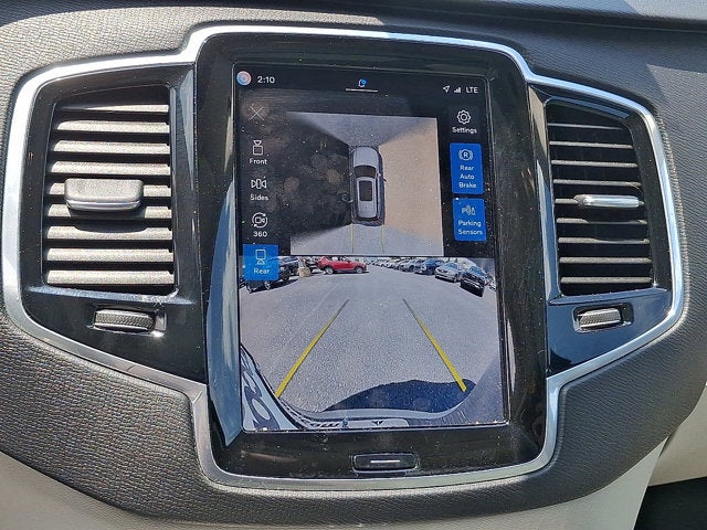 2024 Volvo XC90 Plus Bright Theme