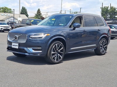 2024 Volvo XC90 Plus Bright Theme