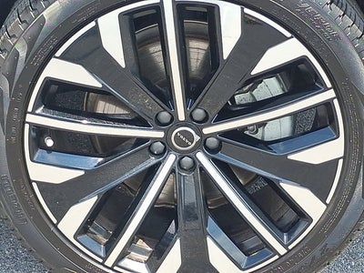2026 Volvo XC90 Plus