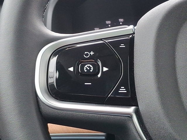 2025 Volvo XC90 Plus