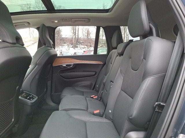 2025 Volvo XC90 Plus