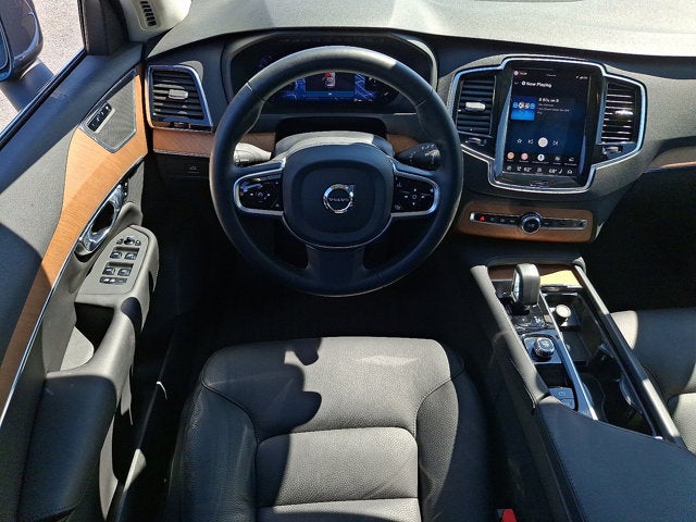 2025 Volvo XC90 Plus