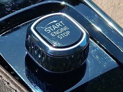 2024 Volvo XC90 Plus Bright Theme