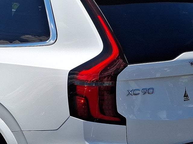 2026 Volvo XC90 Plus