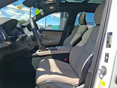 2026 Volvo XC90 Plus