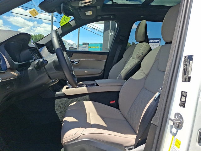 2026 Volvo XC90 Plus