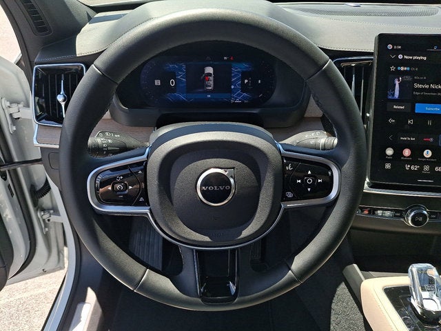 2026 Volvo XC90 Plus
