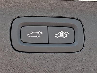 2026 Volvo XC90 Plus