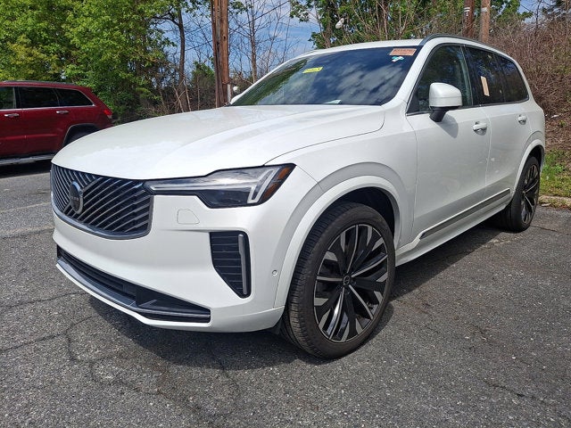 2026 Volvo XC90 Plus