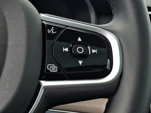 2026 Volvo XC90 Plus