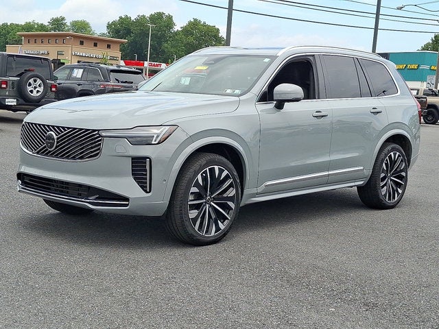 2026 Volvo XC90 Plus