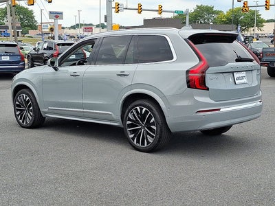 2026 Volvo XC90 Plus