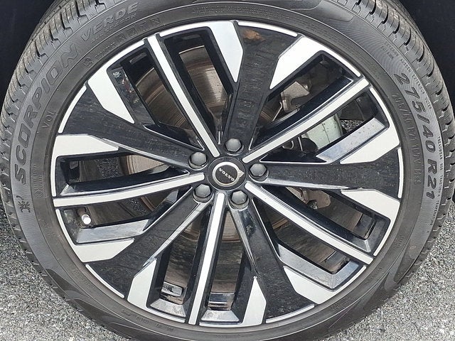 2026 Volvo XC90 Plus