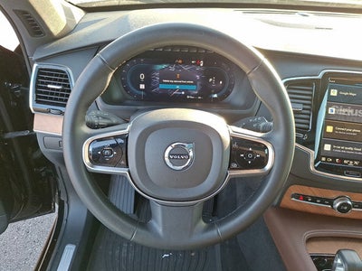 2024 Volvo XC90 Plus Bright Theme