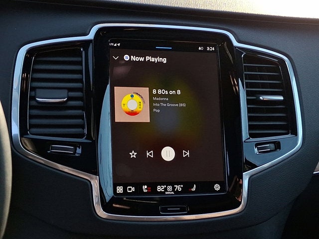 2024 Volvo XC90 Plus Bright Theme