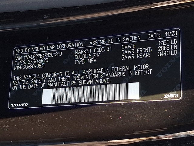 2024 Volvo XC90 Plus Bright Theme