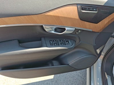 2024 Volvo XC90 Plus Bright Theme