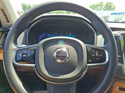 2024 Volvo XC90 Plus Bright Theme