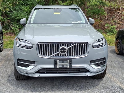 2024 Volvo XC90 Plus Bright Theme