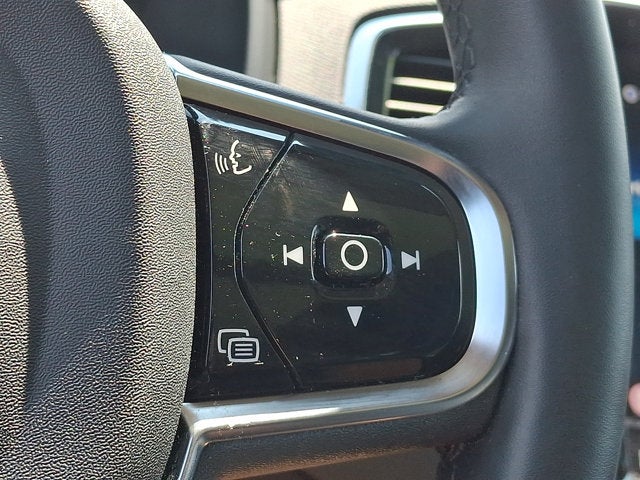 2024 Volvo XC90 Plus Bright Theme