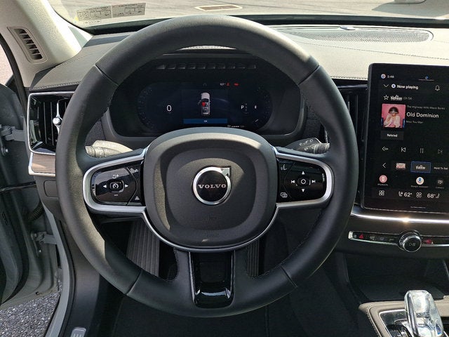 2026 Volvo XC90 Plus