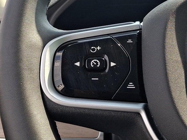 2026 Volvo XC90 Plus
