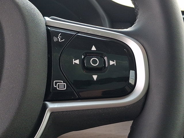 2026 Volvo XC90 Plus