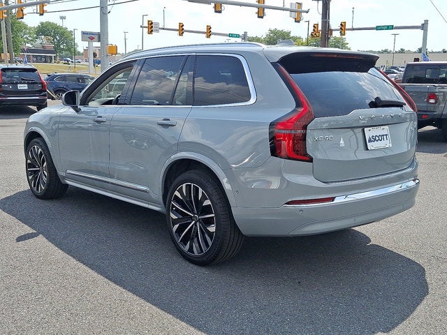 2026 Volvo XC90 Plus