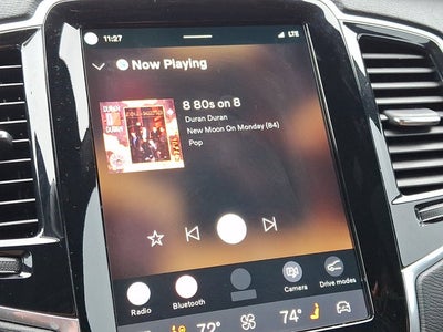 2024 Volvo XC90 Plus Bright Theme