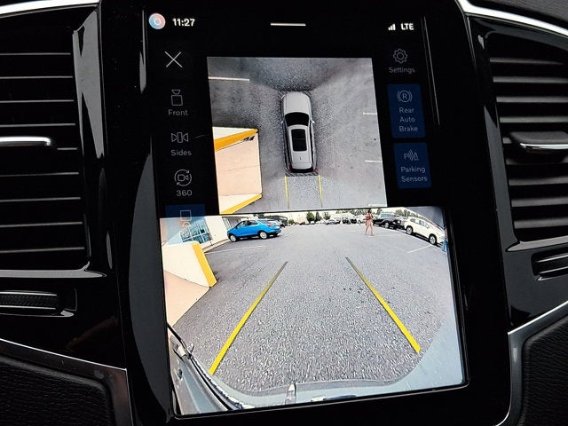 2024 Volvo XC90 Plus Bright Theme