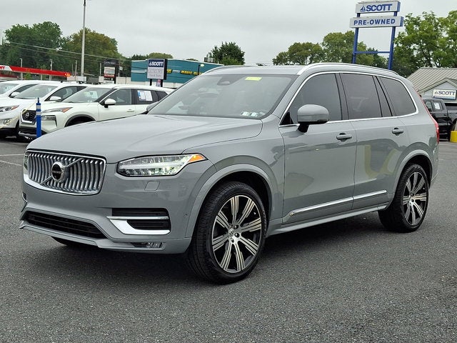 2024 Volvo XC90 Plus Bright Theme