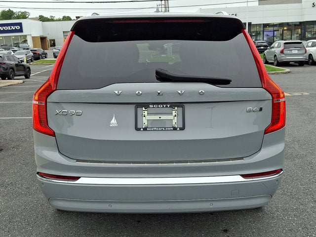 2024 Volvo XC90 Plus Bright Theme