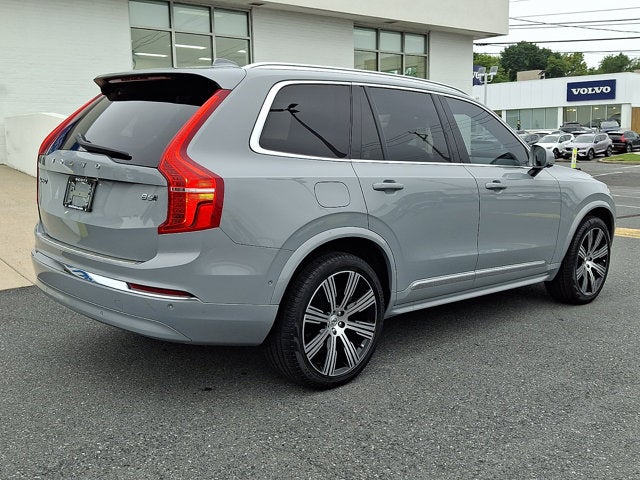 2024 Volvo XC90 Plus Bright Theme