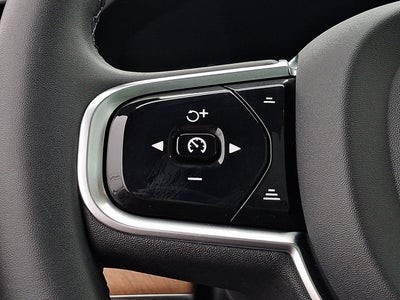 2024 Volvo XC90 Plus Bright Theme