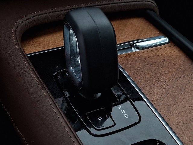 2024 Volvo XC90 Plus Bright Theme