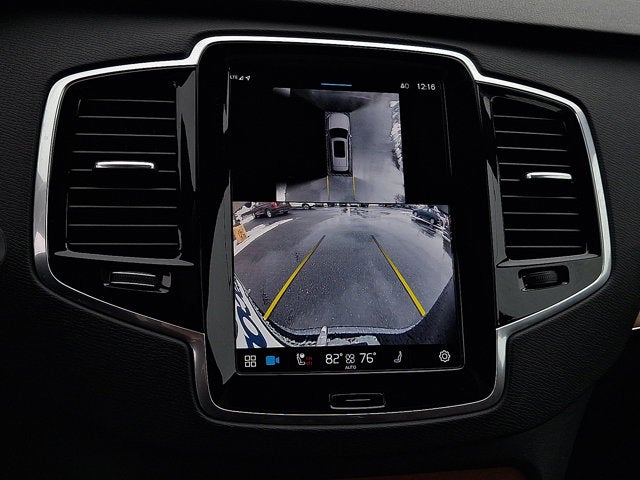 2024 Volvo XC90 Plus Bright Theme