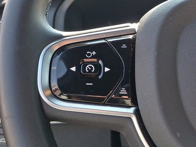 2025 Volvo XC90 Plus