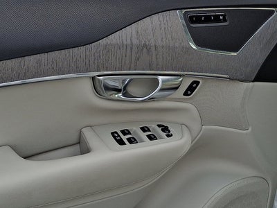 2025 Volvo XC90 Plus