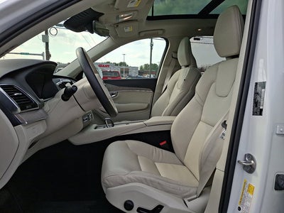 2025 Volvo XC90 Plus