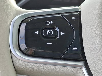 2025 Volvo XC90 Plus