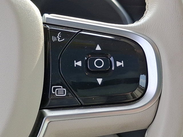 2025 Volvo XC90 Plus