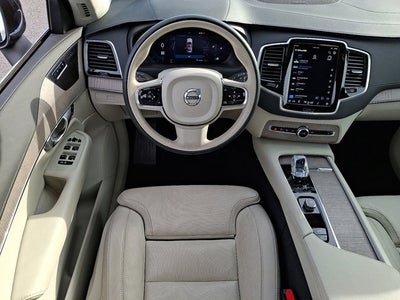 2024 Volvo XC90 Ultimate Bright Theme