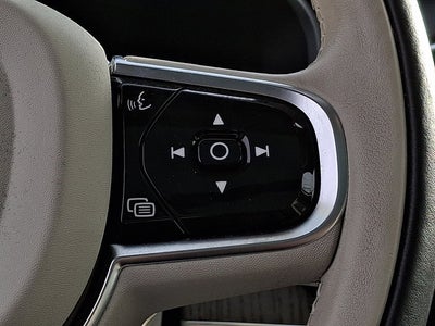 2024 Volvo XC90 Ultimate Bright Theme