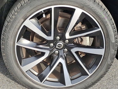 2024 Volvo XC90 Ultimate Bright Theme