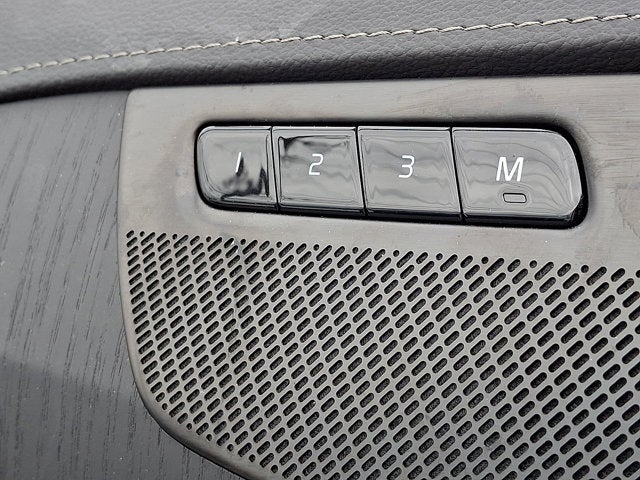 2025 Volvo XC90 Ultra