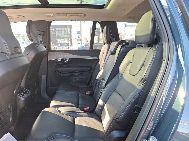 2024 Volvo XC90 Ultimate Bright Theme